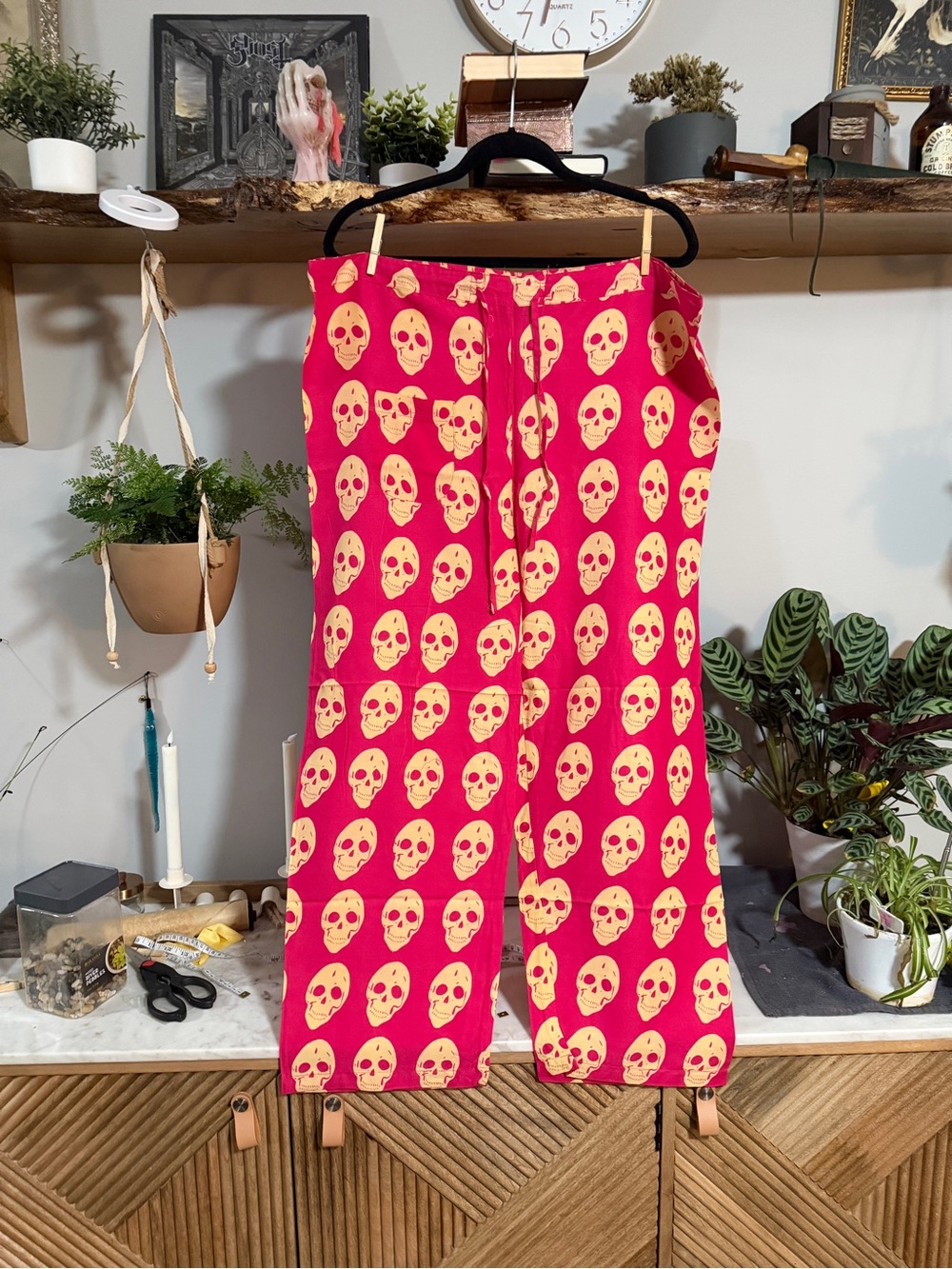 NWT Raj Pink Skull Print Sleep Pants
